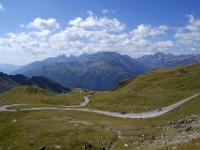 Großglockner Straßenschleifen unter dem Hochtor gegen Mölltal